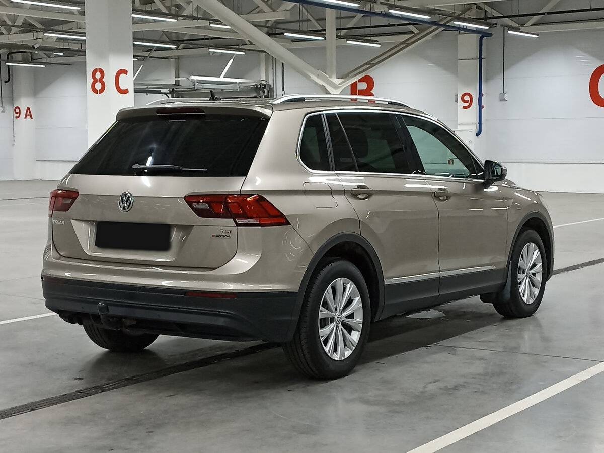 Купить Volkswagen Tiguan, 2017, 203 201 км.. Фото: #4