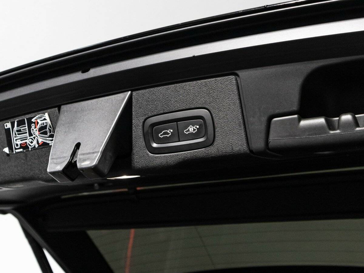 Купить Volvo XC60, 2018, 112 295 км.. Фото: #15