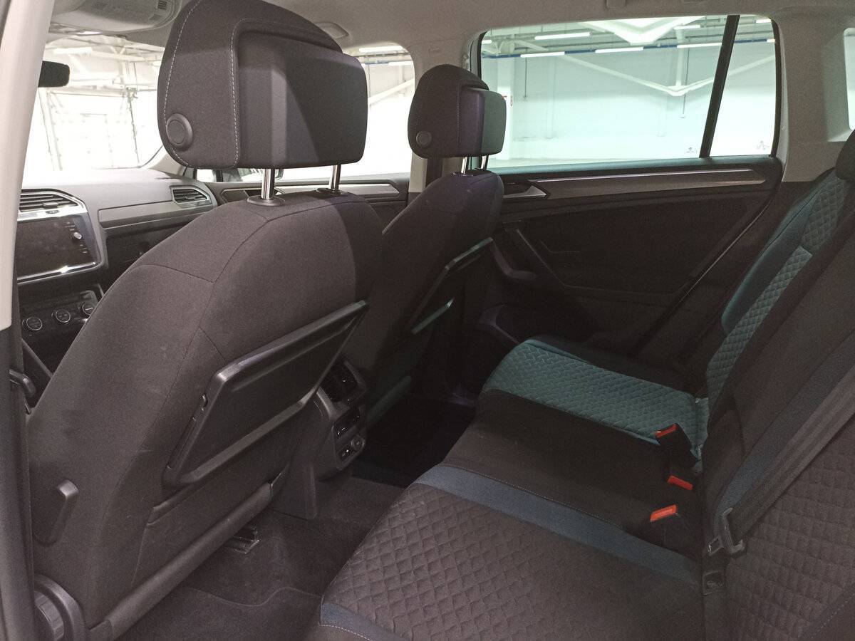 Купить Volkswagen Tiguan, 2020, 21 395 км.. Фото: #11