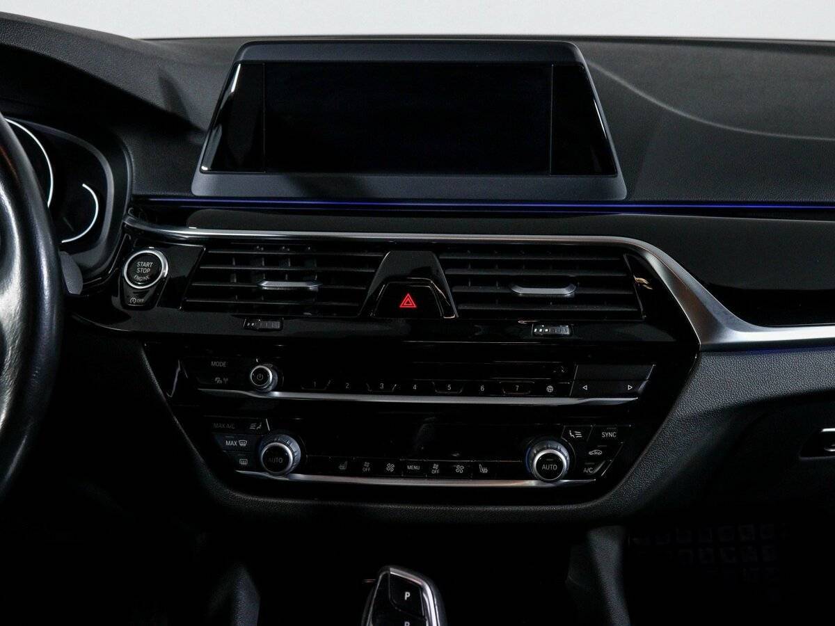 Купить BMW 5 серии, 2018, 172 819 км.. Фото: #12