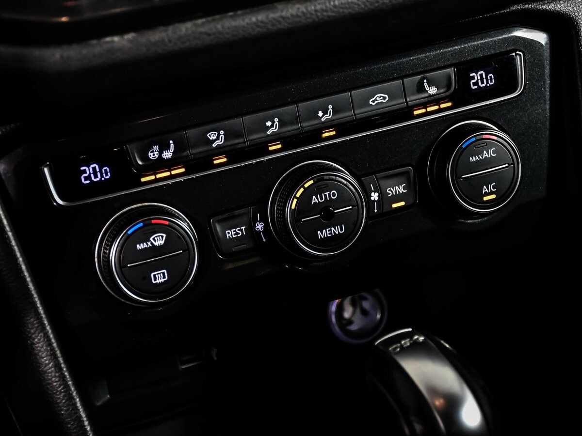 Купить Volkswagen Tiguan, 2017, 190 681 км.. Фото: #13