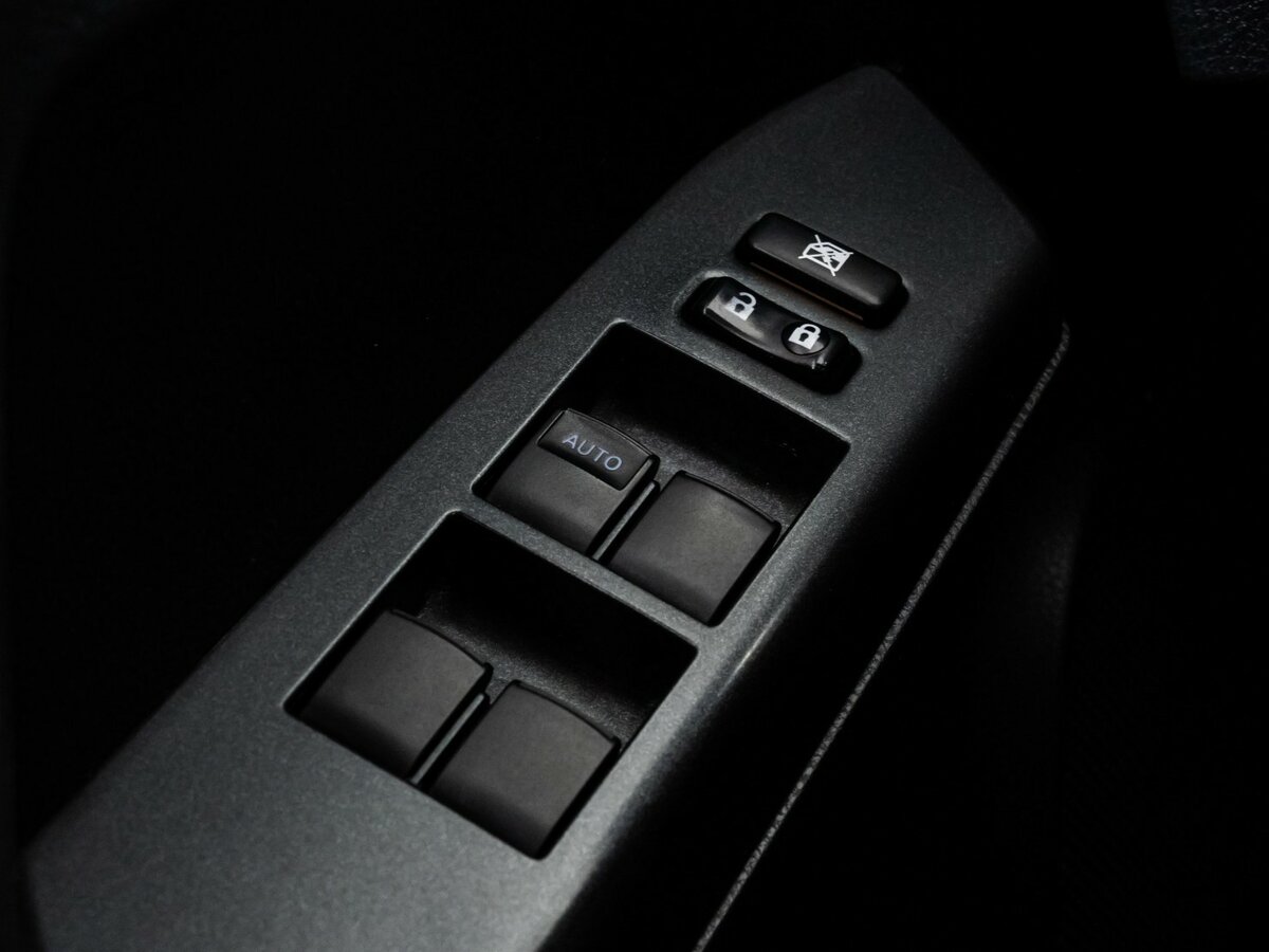 Купить Toyota RAV4, 2017, 87 008 км.. Фото: #13