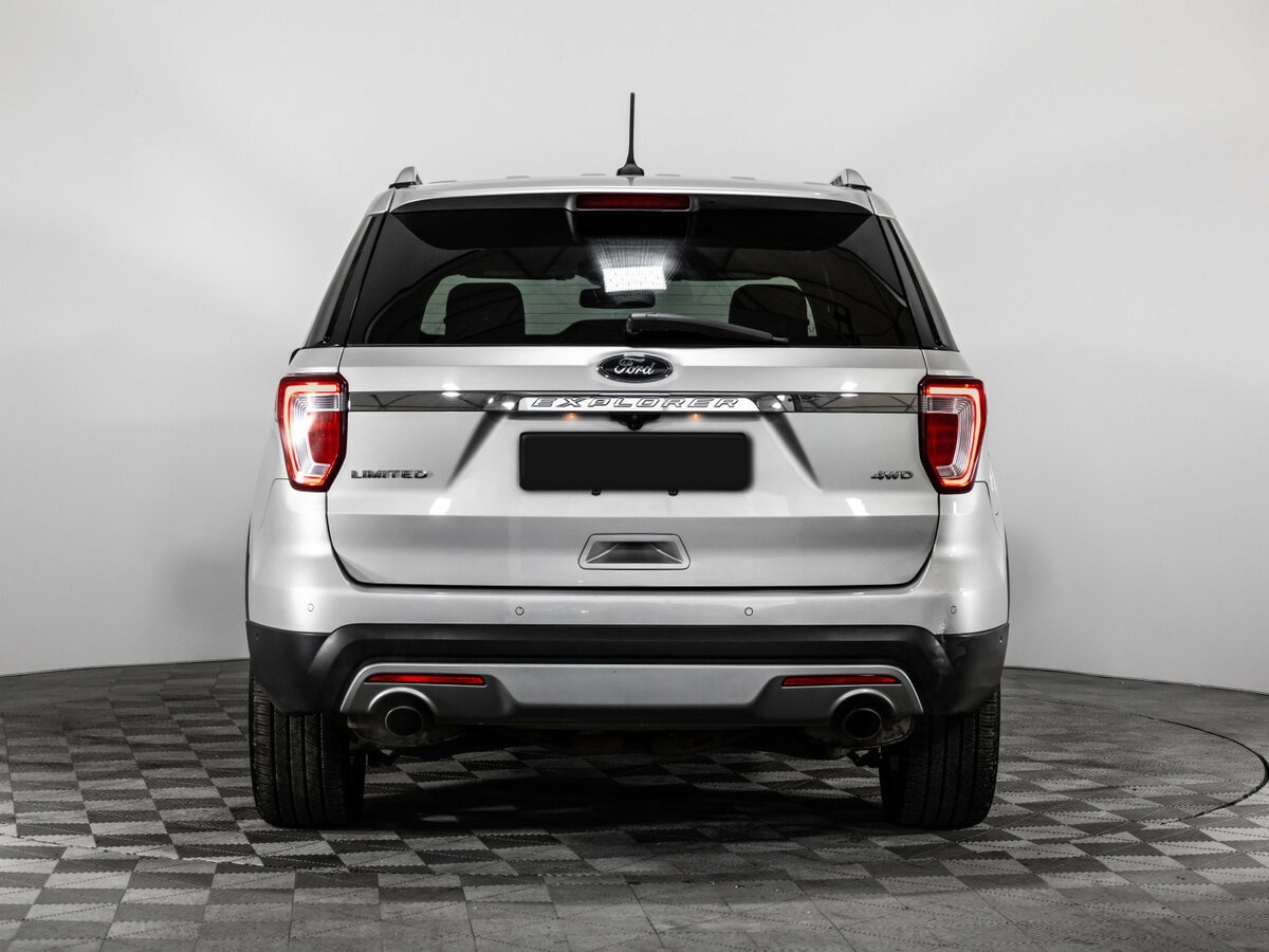 Купить Ford Explorer, 2018, 98 802 км.. Фото: #4
