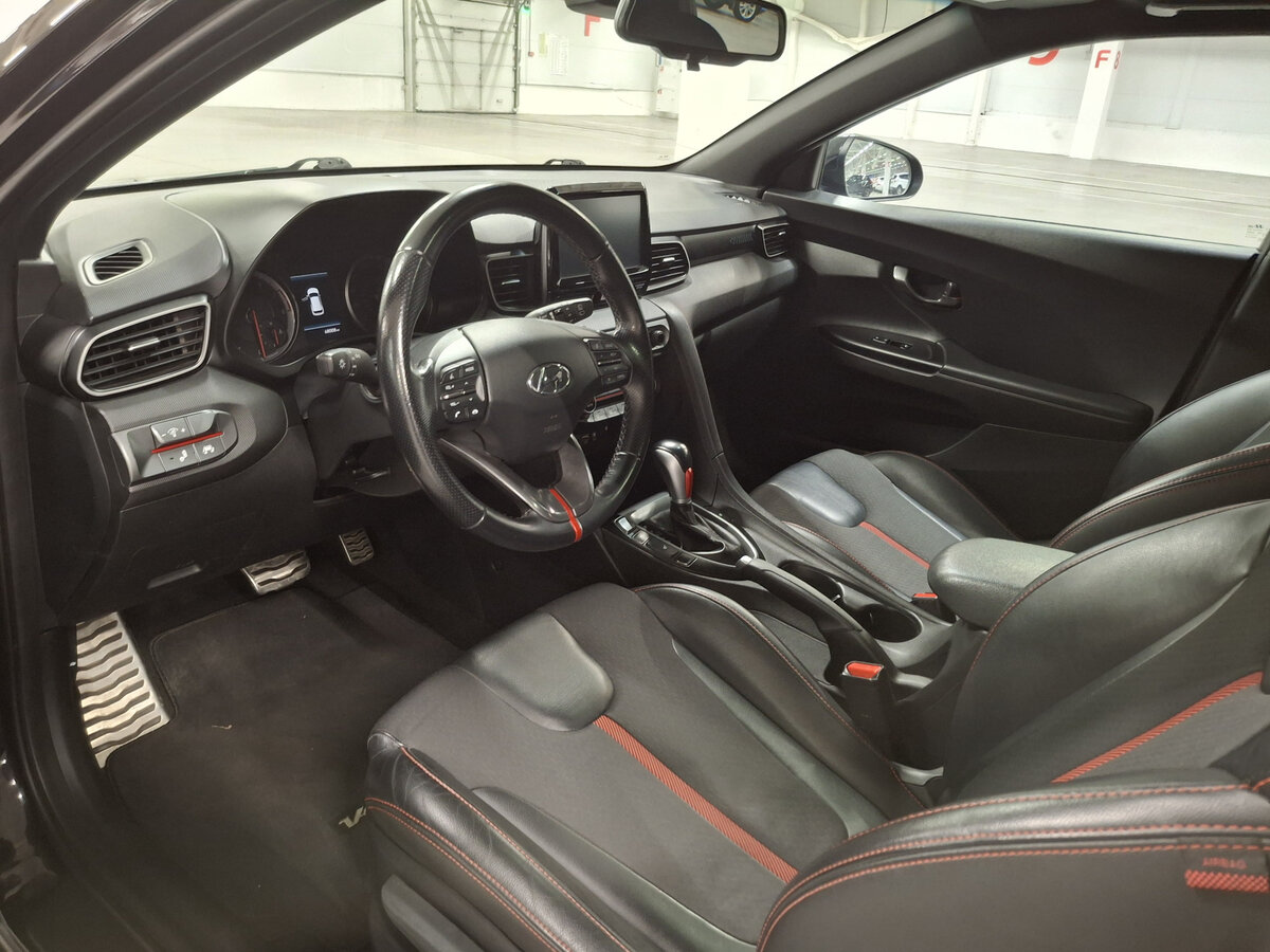 Купить Hyundai Veloster, 2019, 108 721 км.. Фото: #15