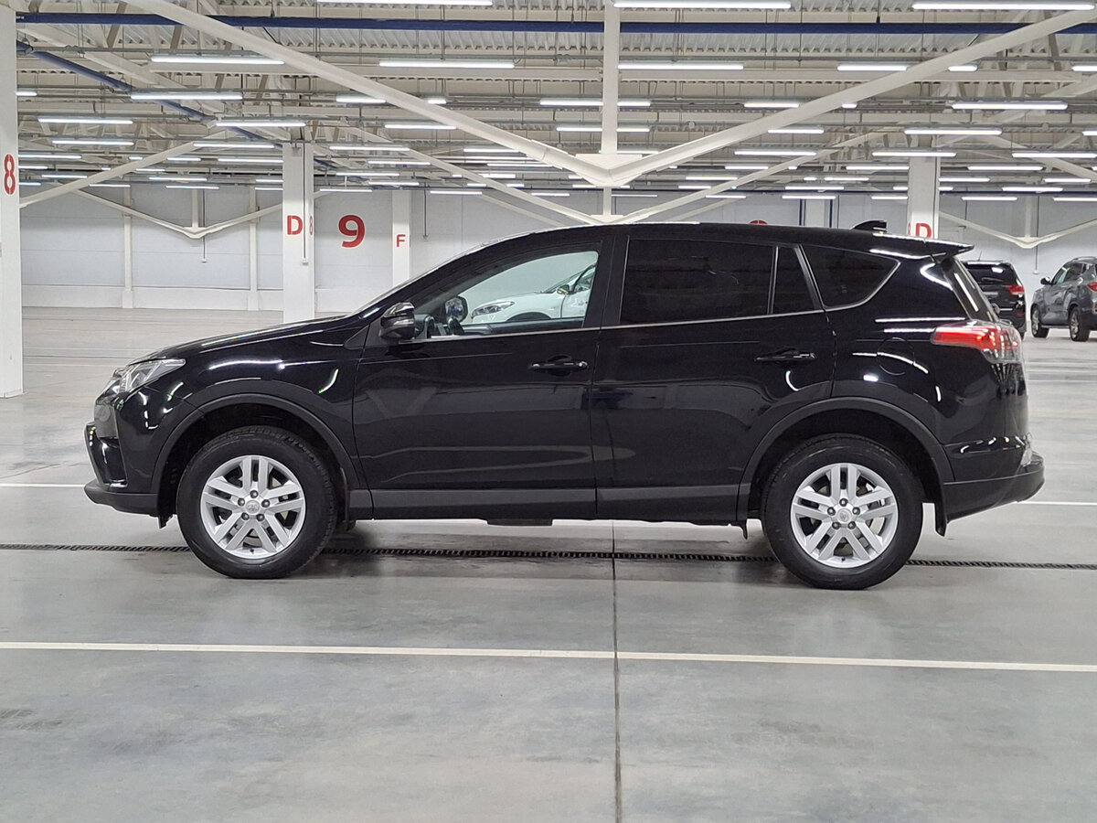 Купить Toyota RAV4, 2019, 81 575 км.. Фото: #7