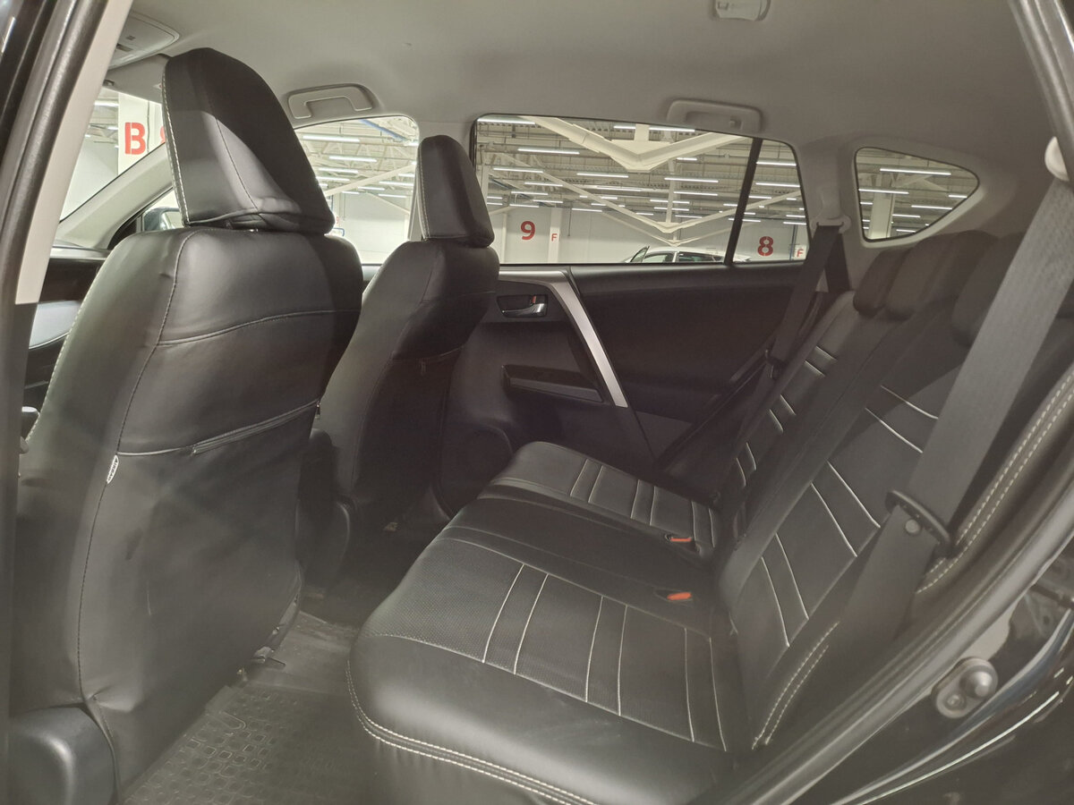 Купить Toyota RAV4, 2019, 81 575 км.. Фото: #11