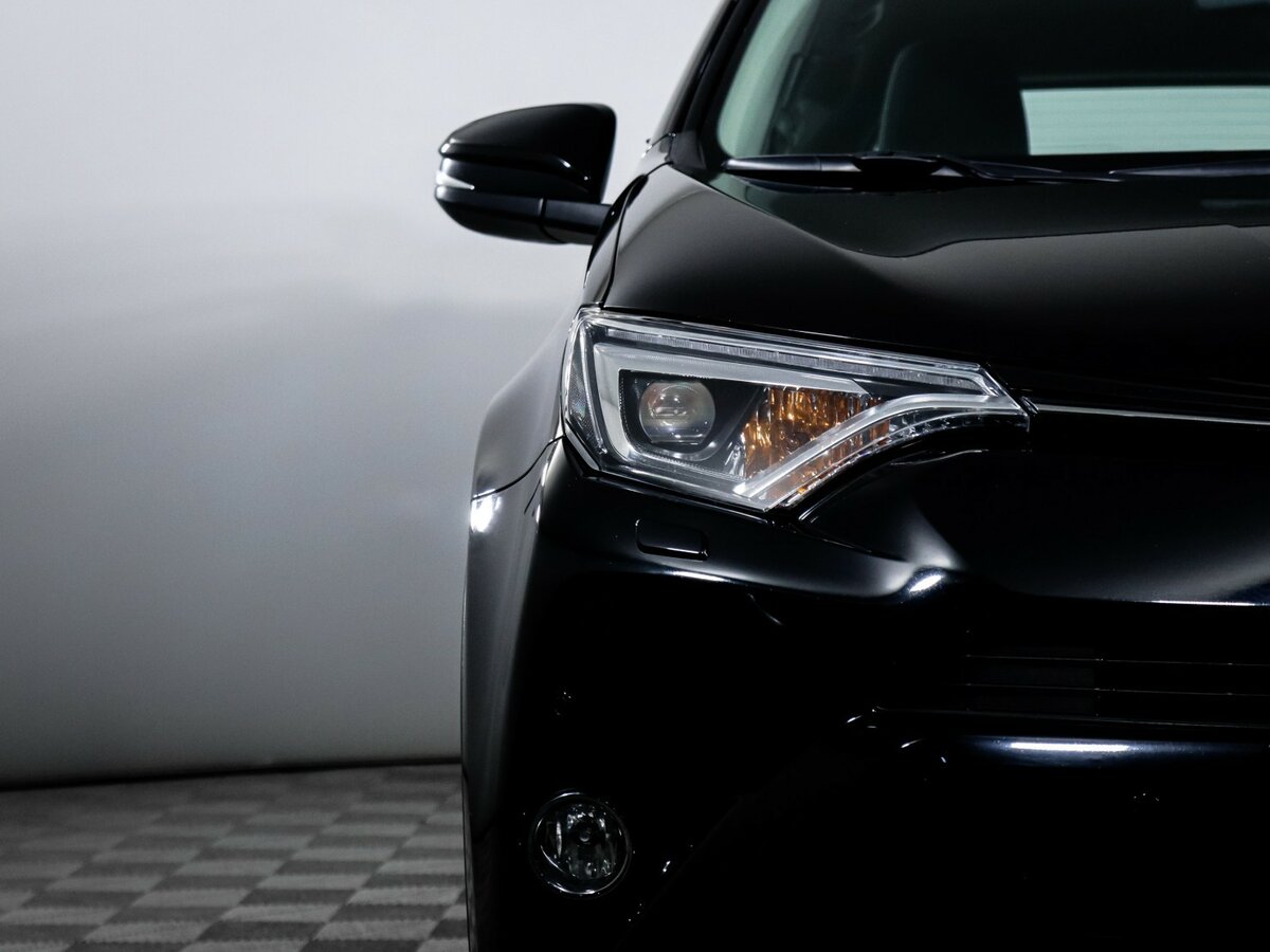 Купить Toyota RAV4, 2018, 88 353 км.. Фото: #17