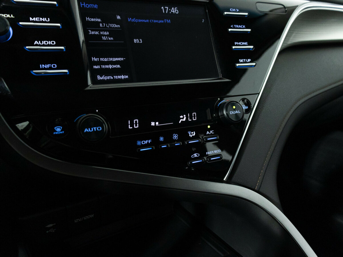 Купить Toyota Camry, 2018, 83 515 км.. Фото: #14