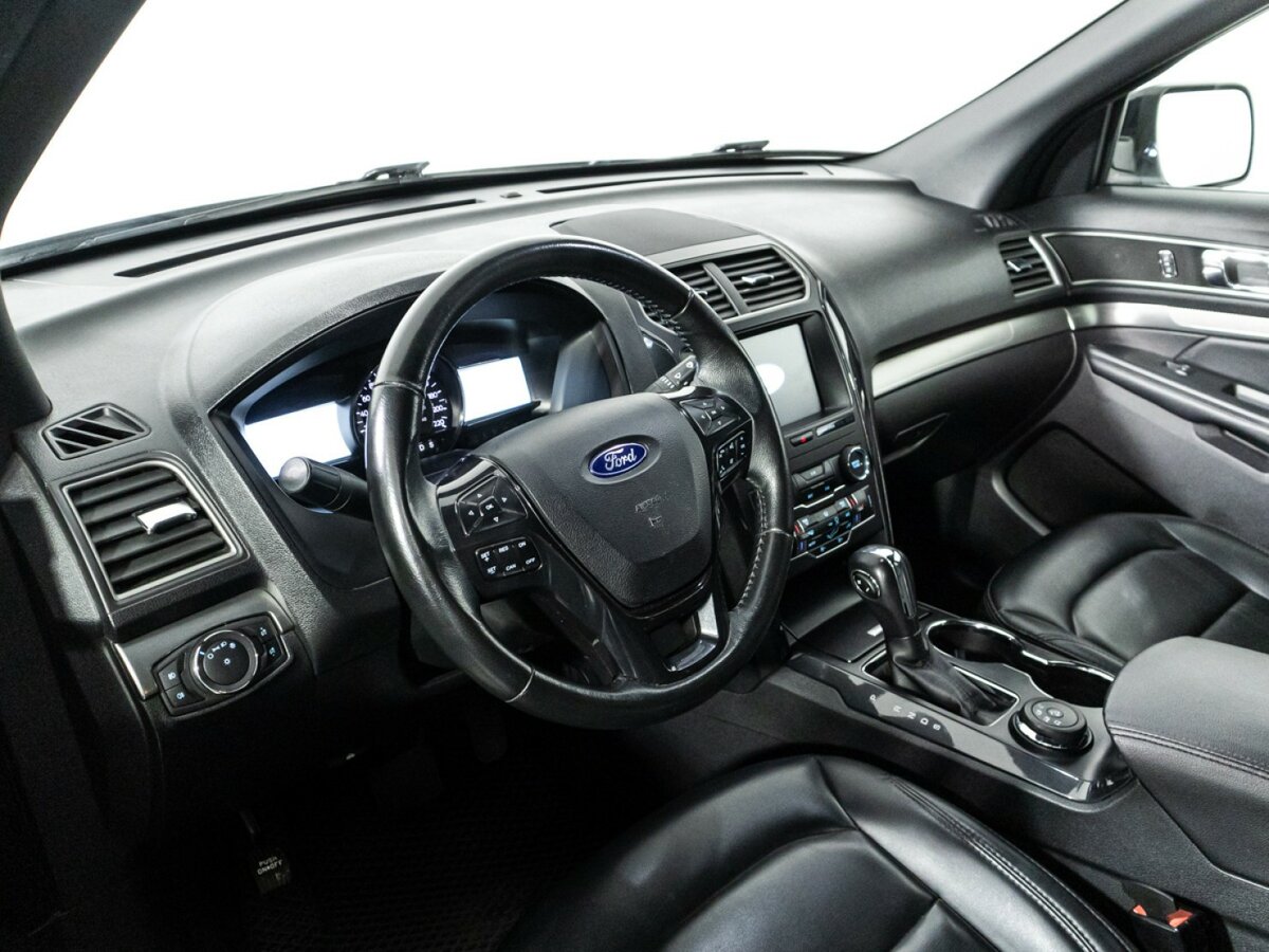 Купить Ford Explorer, 2019, 140 614 км.. Фото: #8