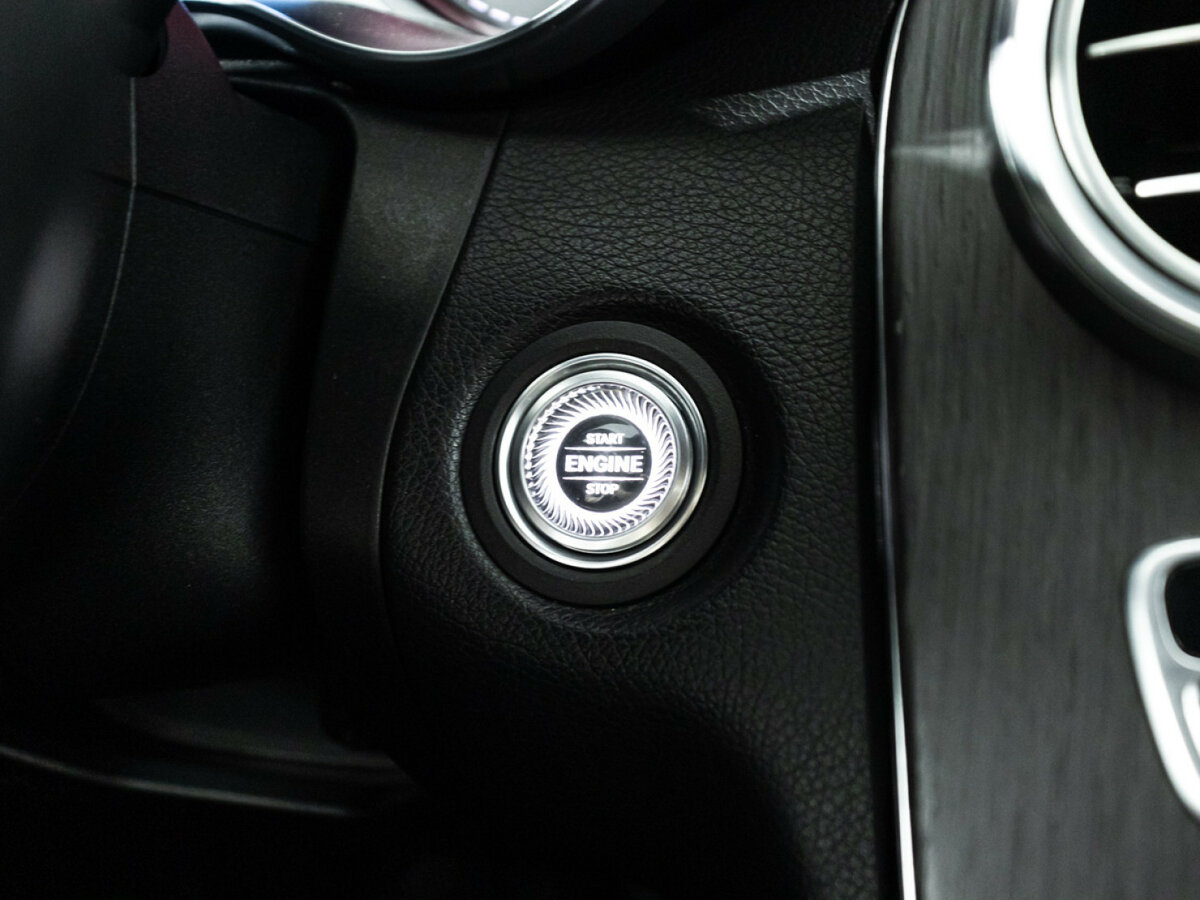 Купить Mercedes-Benz C-Класс, 2018, 194 861 км.. Фото: #18