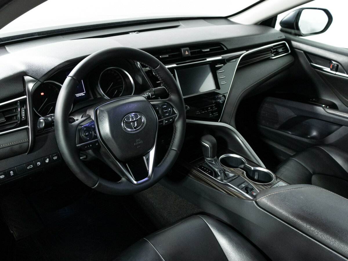 Купить Toyota Camry, 2019, 127 380 км.. Фото: #10