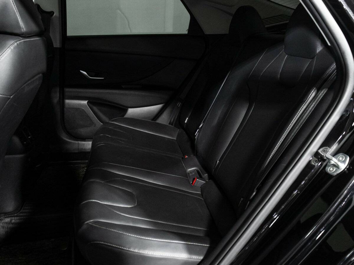 Купить Hyundai Elantra, 2023, 22 001 км.. Фото: #9