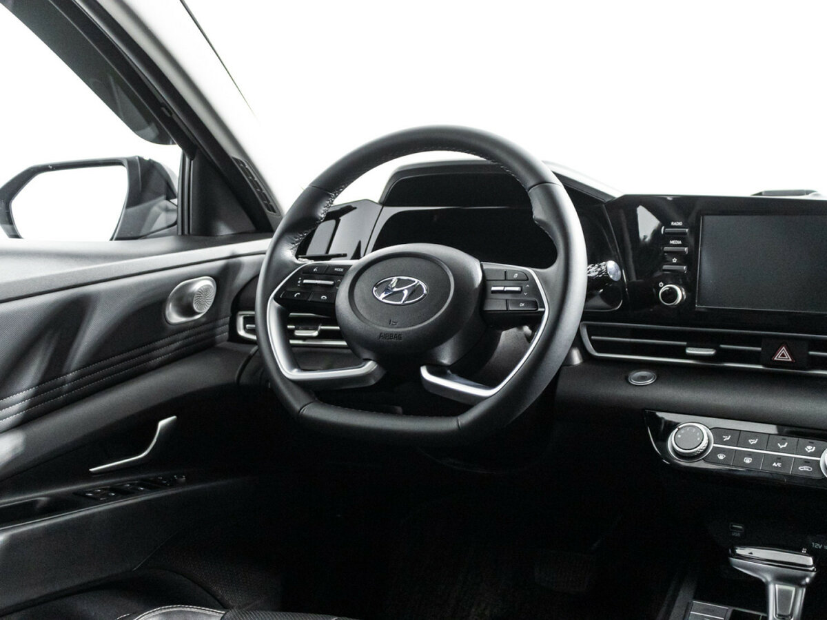 Купить Hyundai Elantra, 2023, 22 001 км.. Фото: #18