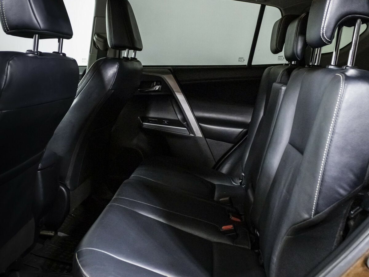 Купить Toyota RAV4, 2017, 114 507 км.. Фото: #10