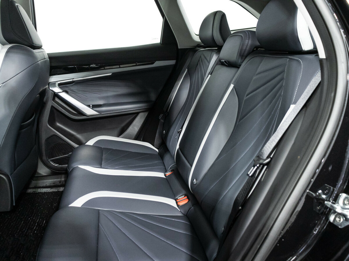 Купить Geely Atlas, 2023, 17 293 км.. Фото: #7