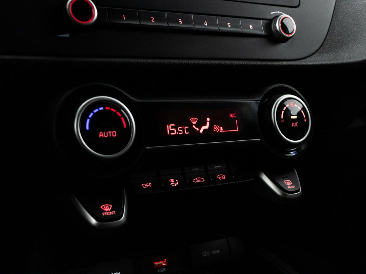 Купить Киа Рио, 2021, 67 739 км.. Фото: #14