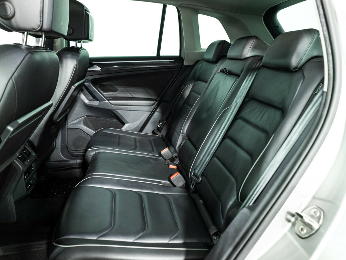 Купить Volkswagen Tiguan, 2018, 152 619 км.. Фото: #9