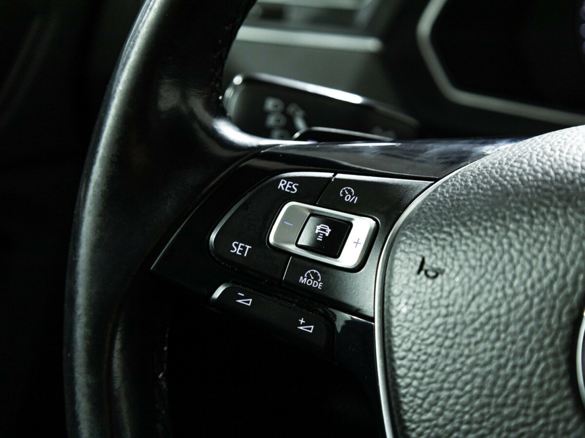 Купить Volkswagen Tiguan, 2018, 152 619 км.. Фото: #21