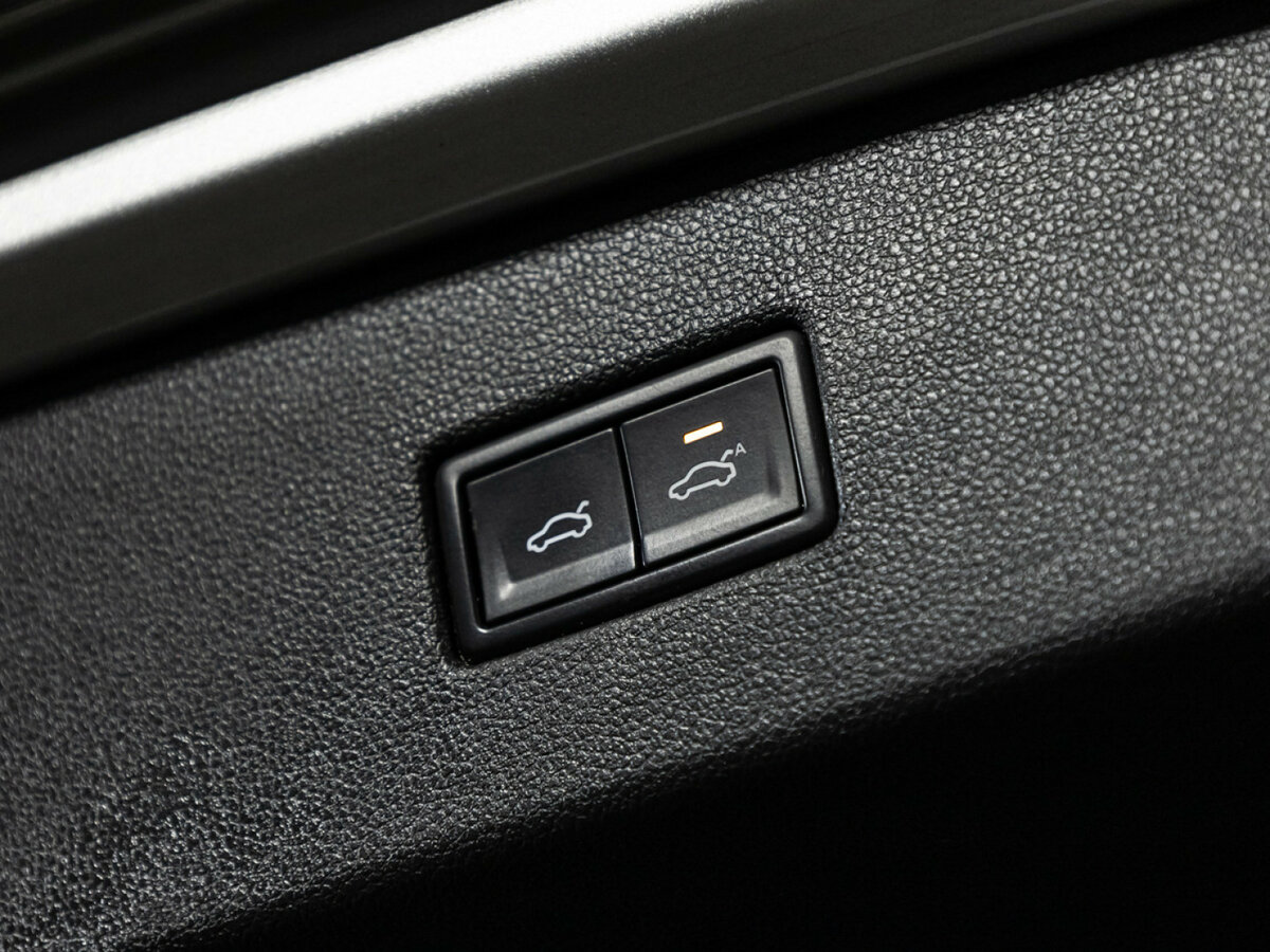 Купить Volkswagen Tiguan, 2018, 152 619 км.. Фото: #24