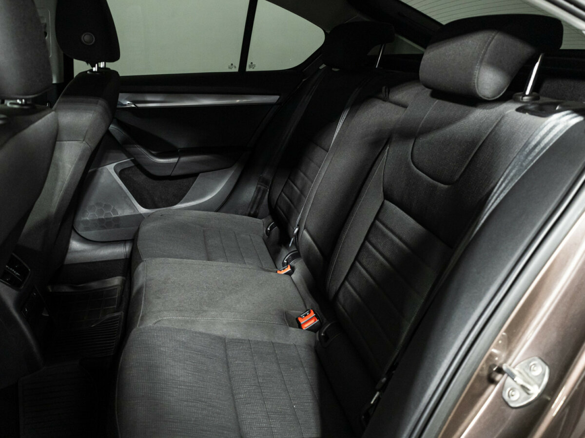 Купить Skoda Octavia, 2016, 172 425 км.. Фото: #9