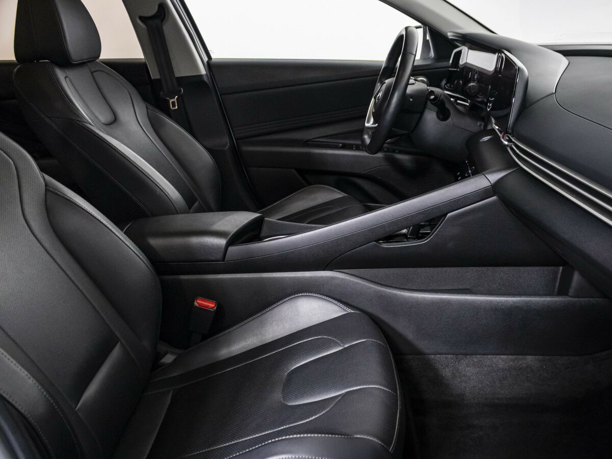Купить Hyundai Elantra, 2021, 49 379 км.. Фото: #7