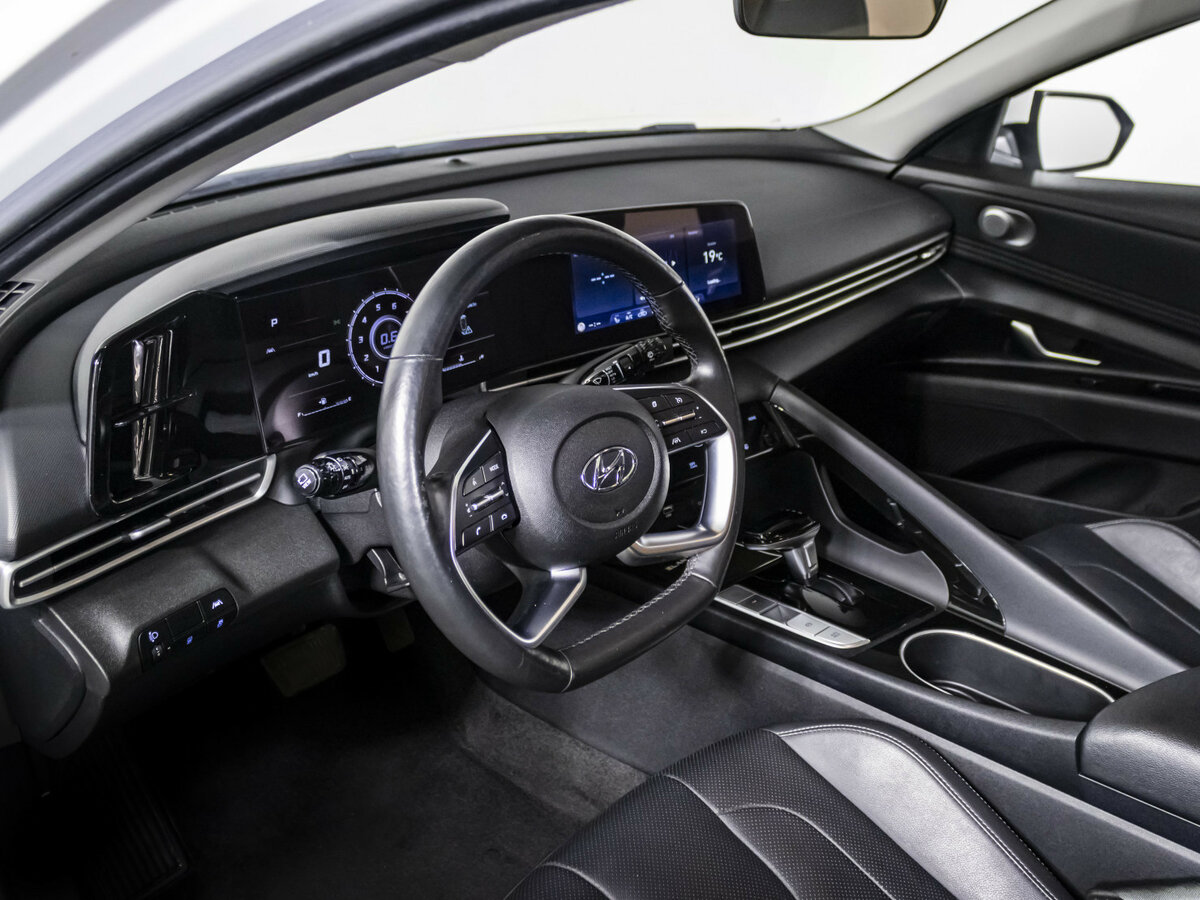 Купить Hyundai Elantra, 2021, 49 379 км.. Фото: #8
