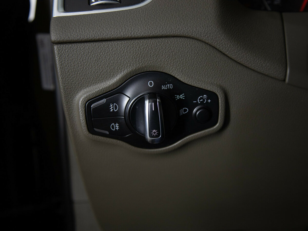 Купить Audi Q5, 2012, 264 468 км.. Фото: #12