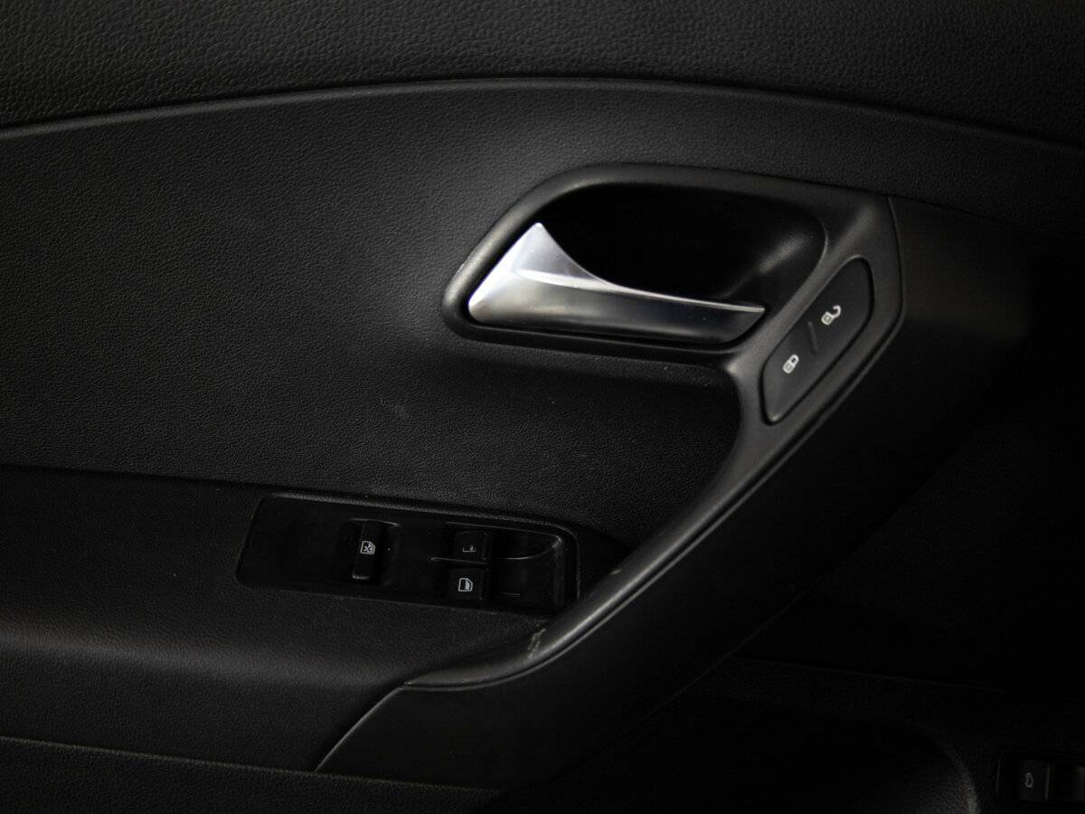 Купить Volkswagen Polo, 2014, 189 769 км.. Фото: #9