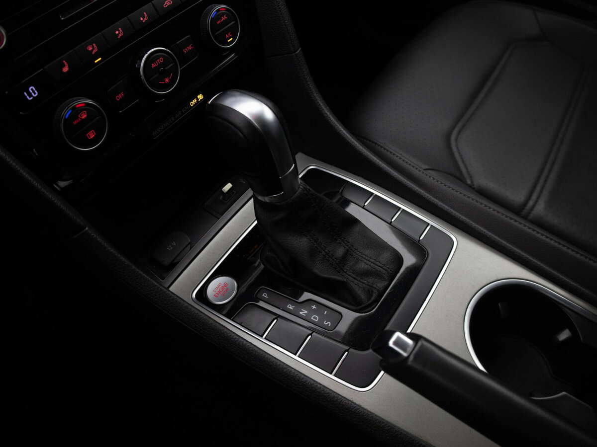 Купить Volkswagen Passat, 2020, 102 621 км.. Фото: #9