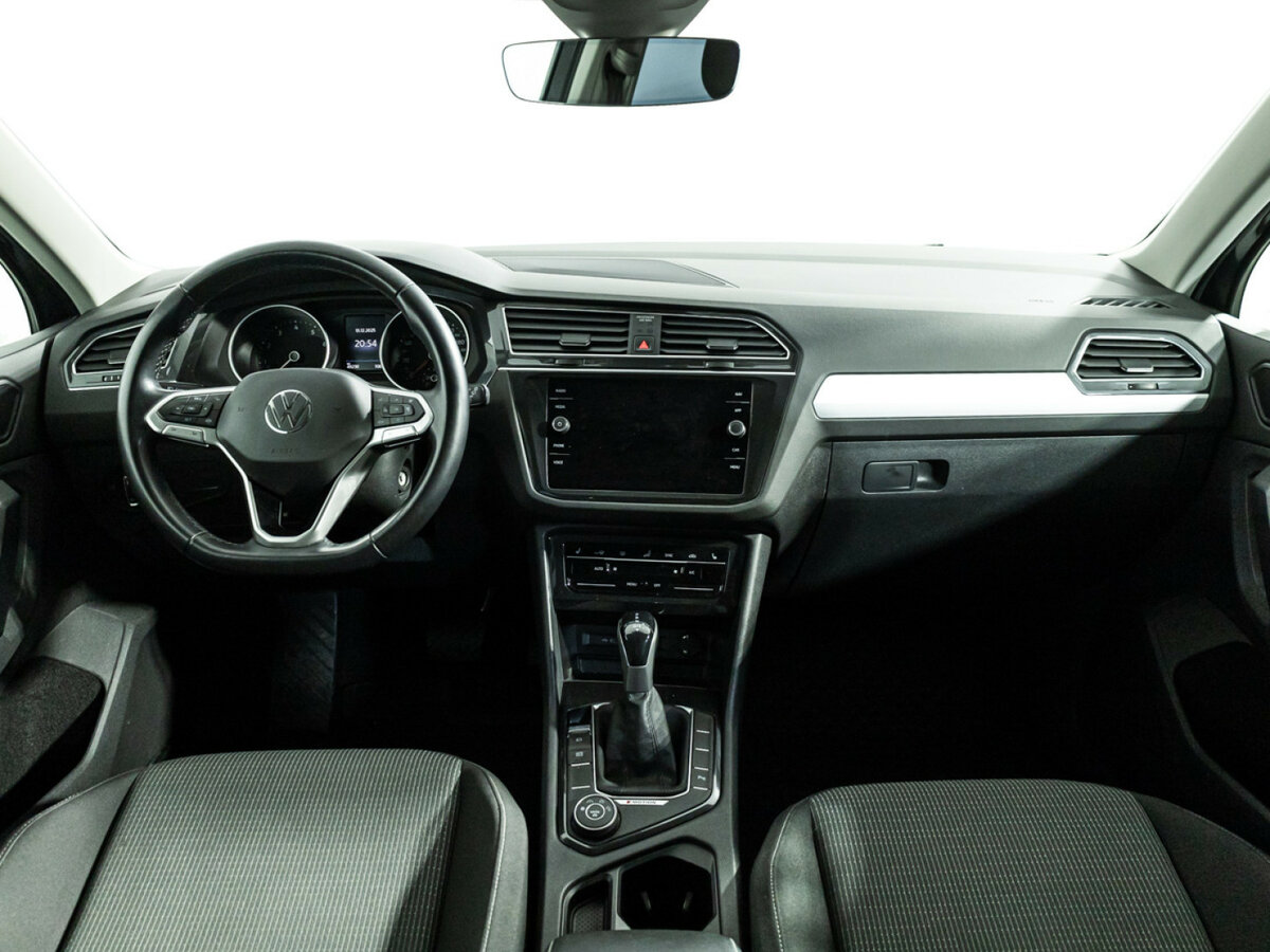 Купить Volkswagen Tiguan, 2022, 49 159 км.. Фото: #12