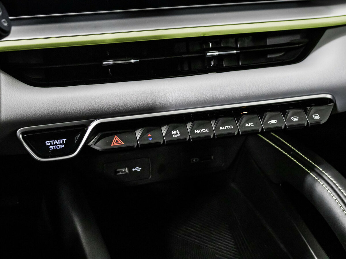 Купить Geely Coolray, 2023, 32 615 км.. Фото: #14