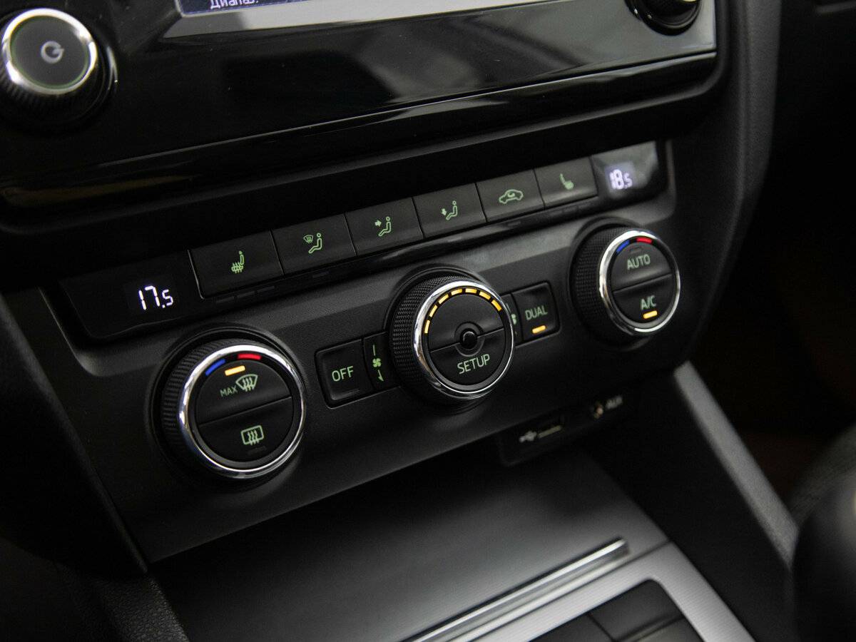 Купить Skoda Octavia, 2013, 198 263 км.. Фото: #10