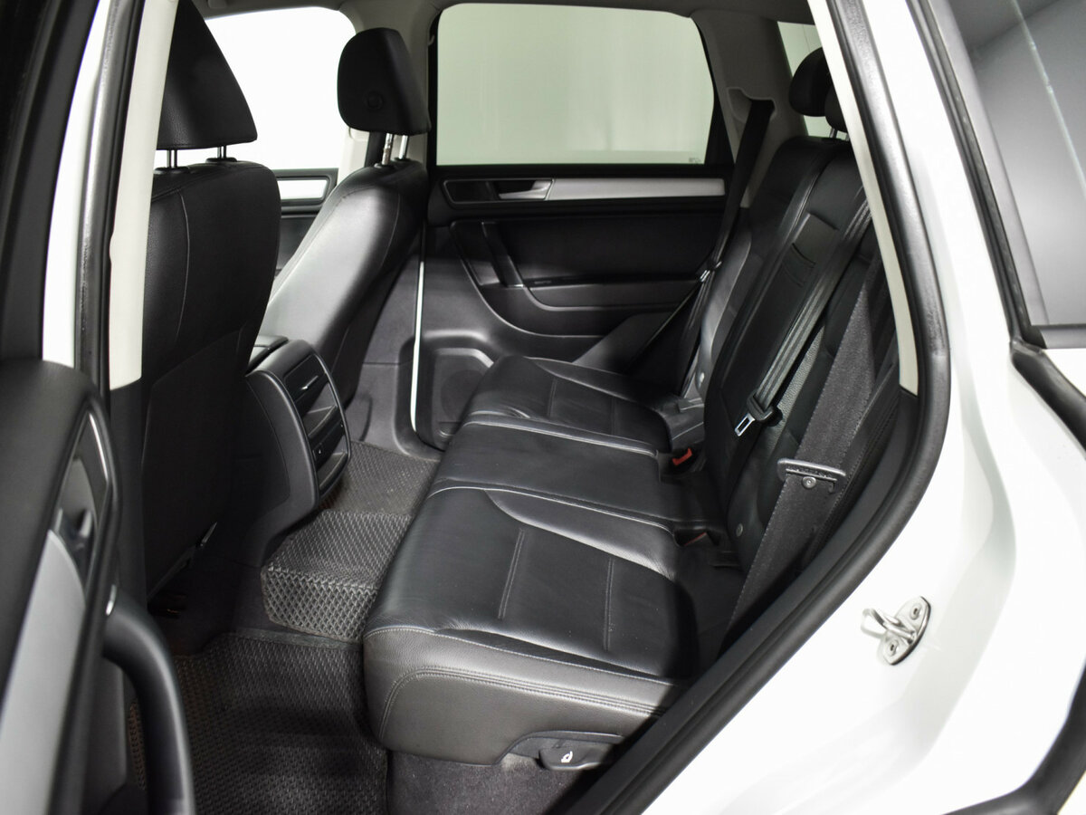 Купить Volkswagen Touareg, 2015, 217 188 км.. Фото: #10