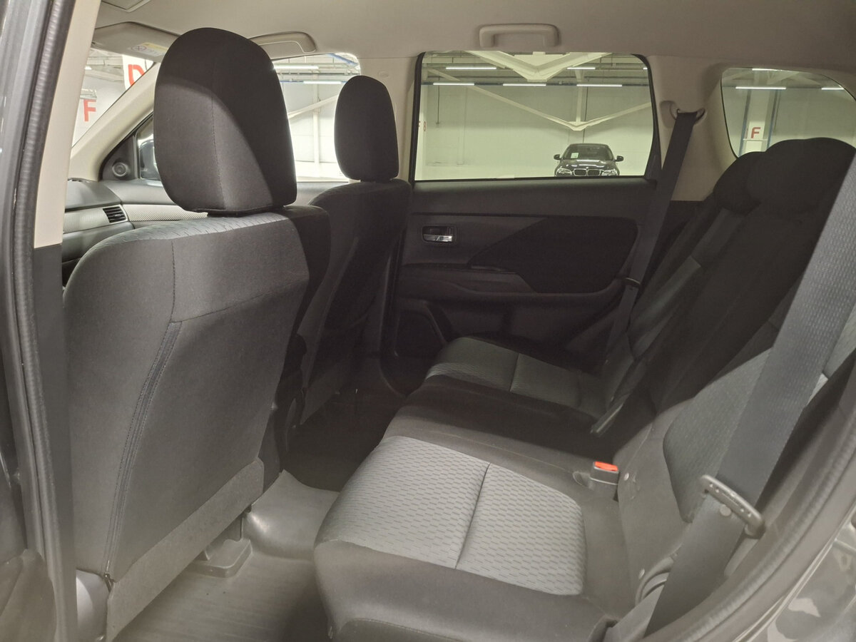 Купить Mitsubishi Outlander, 2015, 111 754 км.. Фото: #10