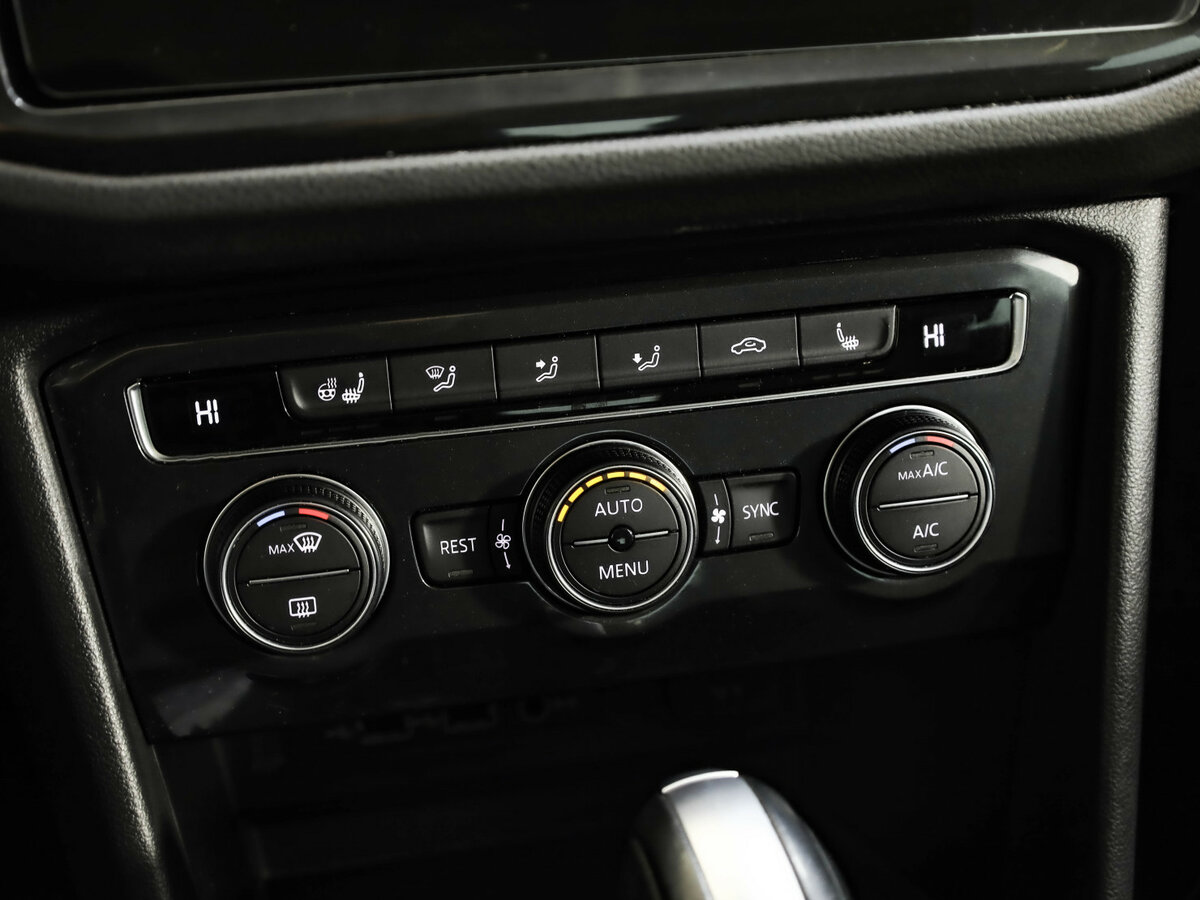 Купить Volkswagen Tiguan, 2019, 92 843 км.. Фото: #17