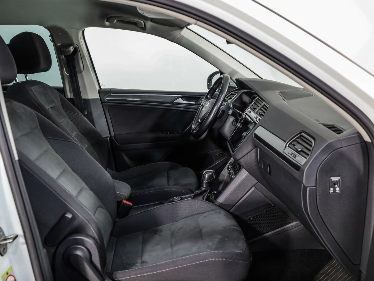 Купить Volkswagen Tiguan, 2019, 92 843 км.. Фото: #25