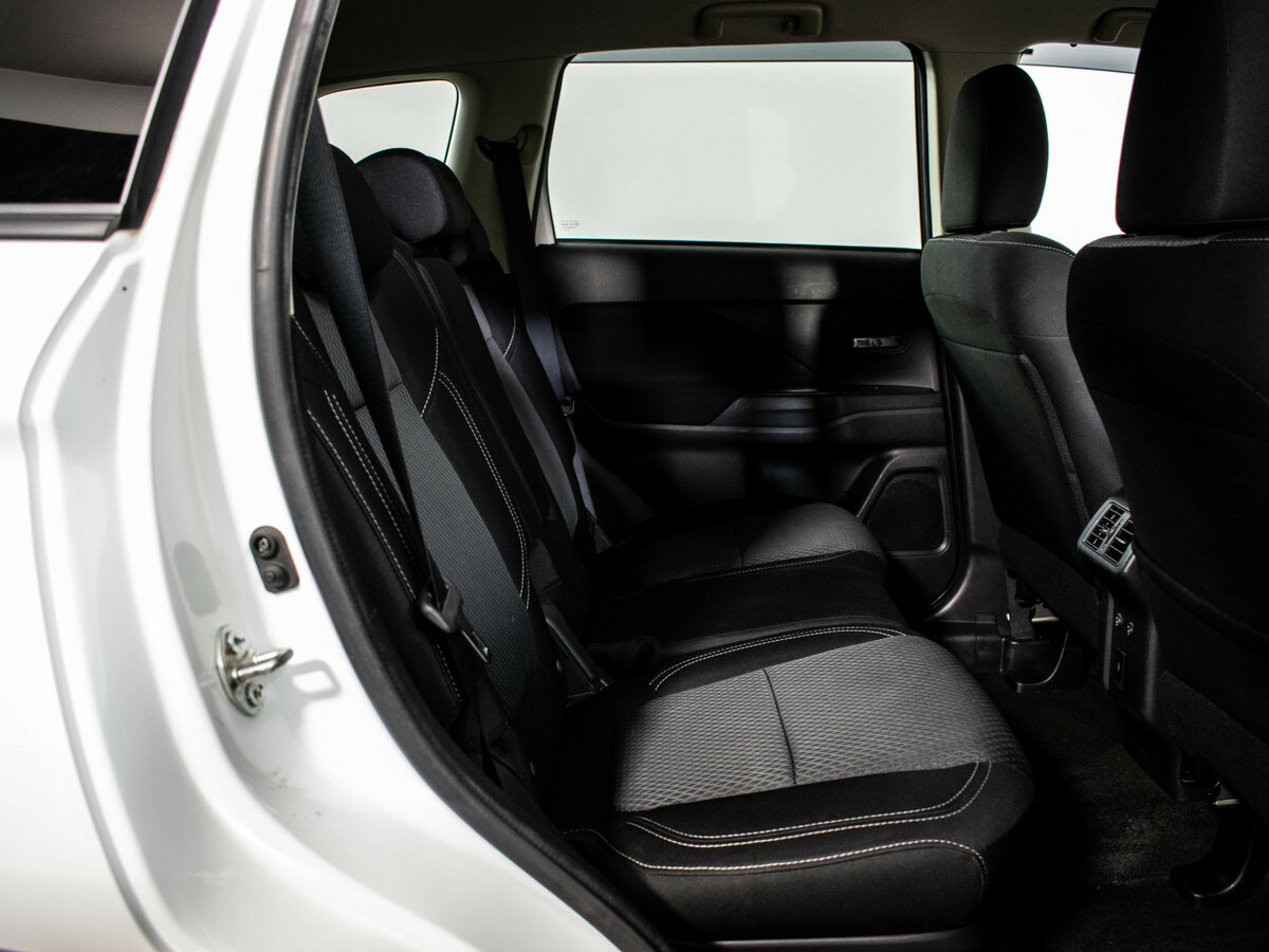 Купить Mitsubishi Outlander, 2021, 117 540 км.. Фото: #8
