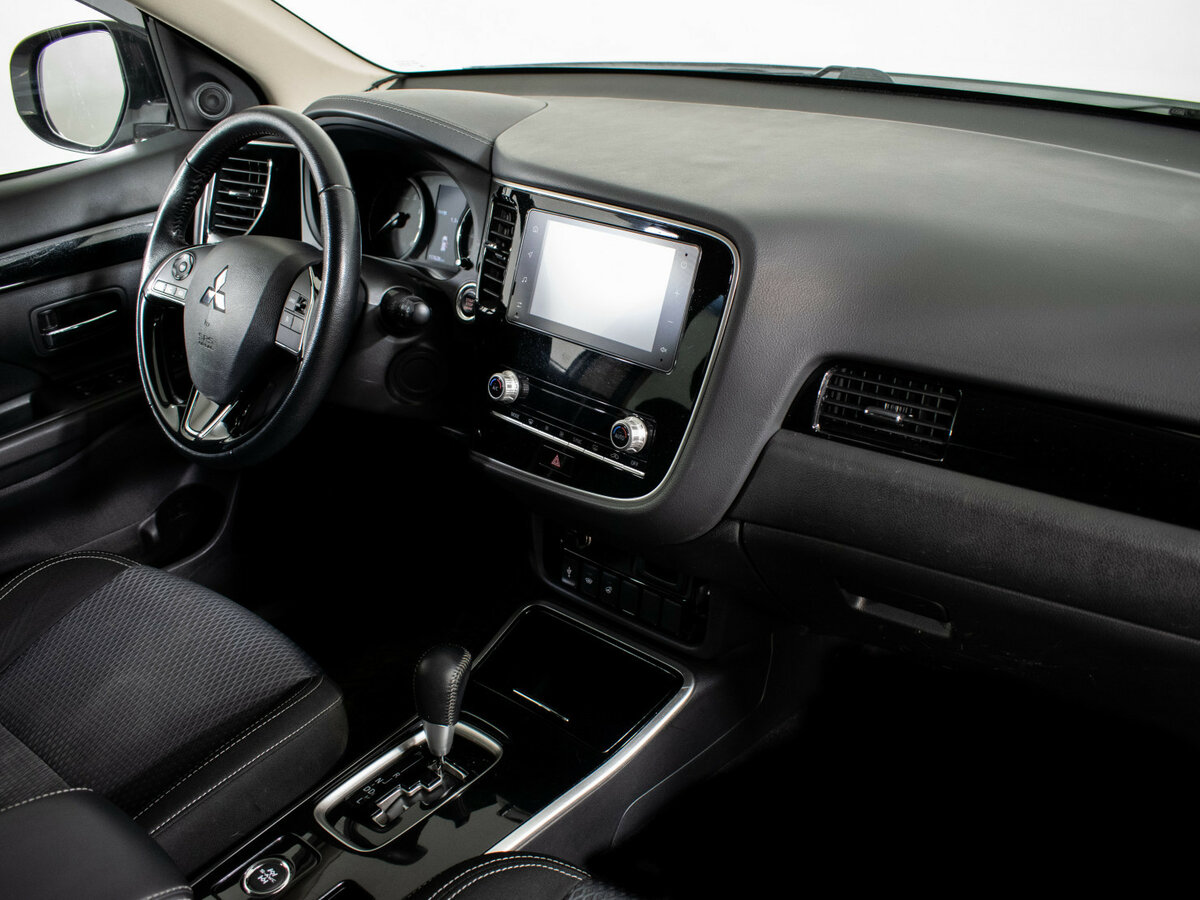 Купить Mitsubishi Outlander, 2021, 117 540 км.. Фото: #9