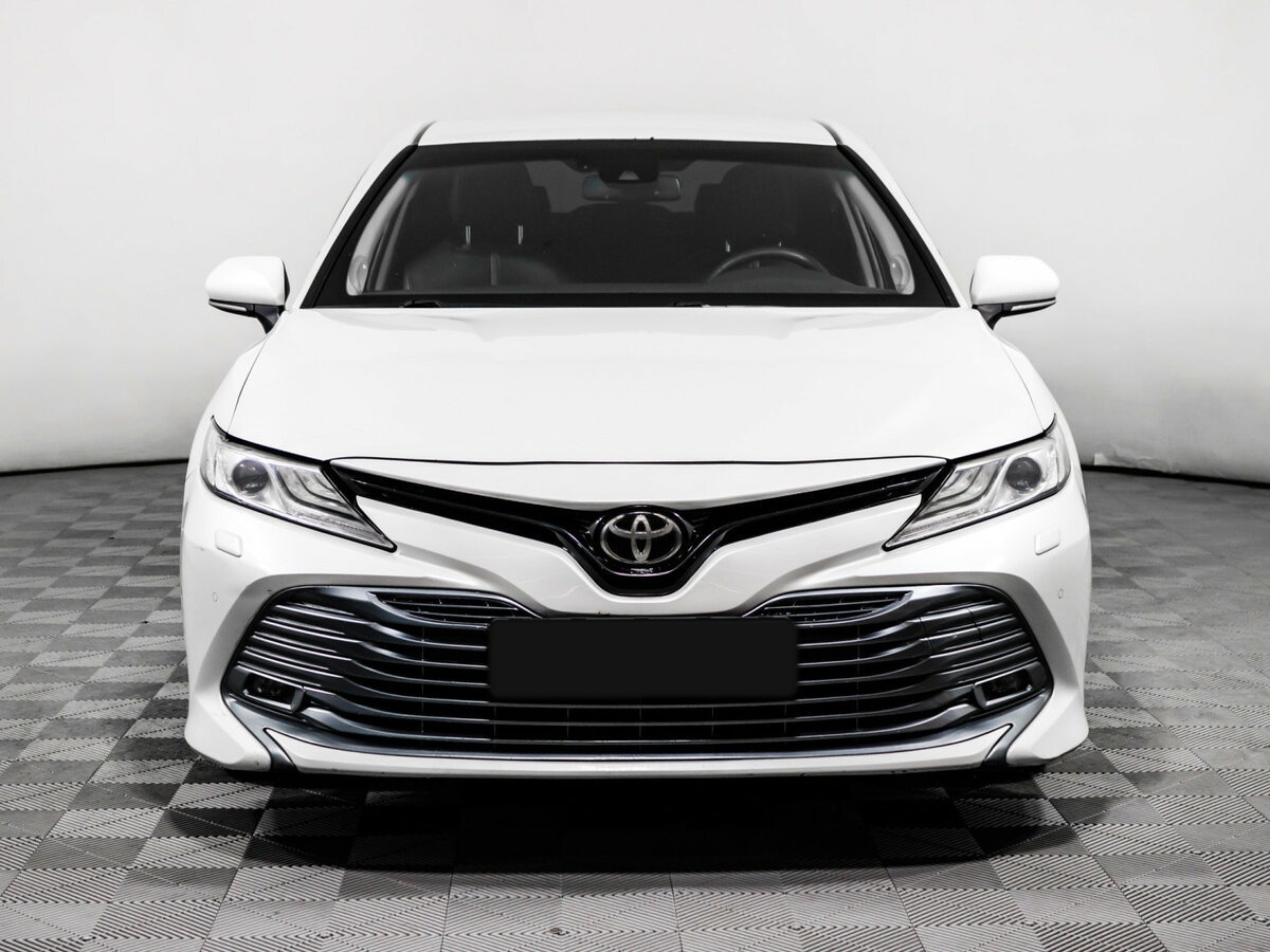 Купить Toyota Camry, 2019, 177 988 км.. Фото: #1