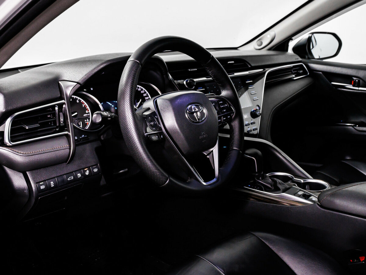 Купить Toyota Camry, 2019, 177 988 км.. Фото: #11