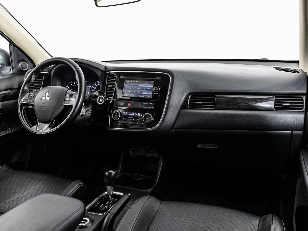 Купить Митсубиши Оутлэндер, 2016, 200 293 км.. Фото: #6