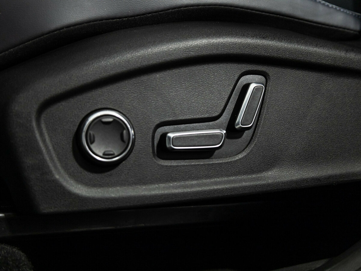 Купить Geely Atlas, 2023, 36 631 км.. Фото: #13