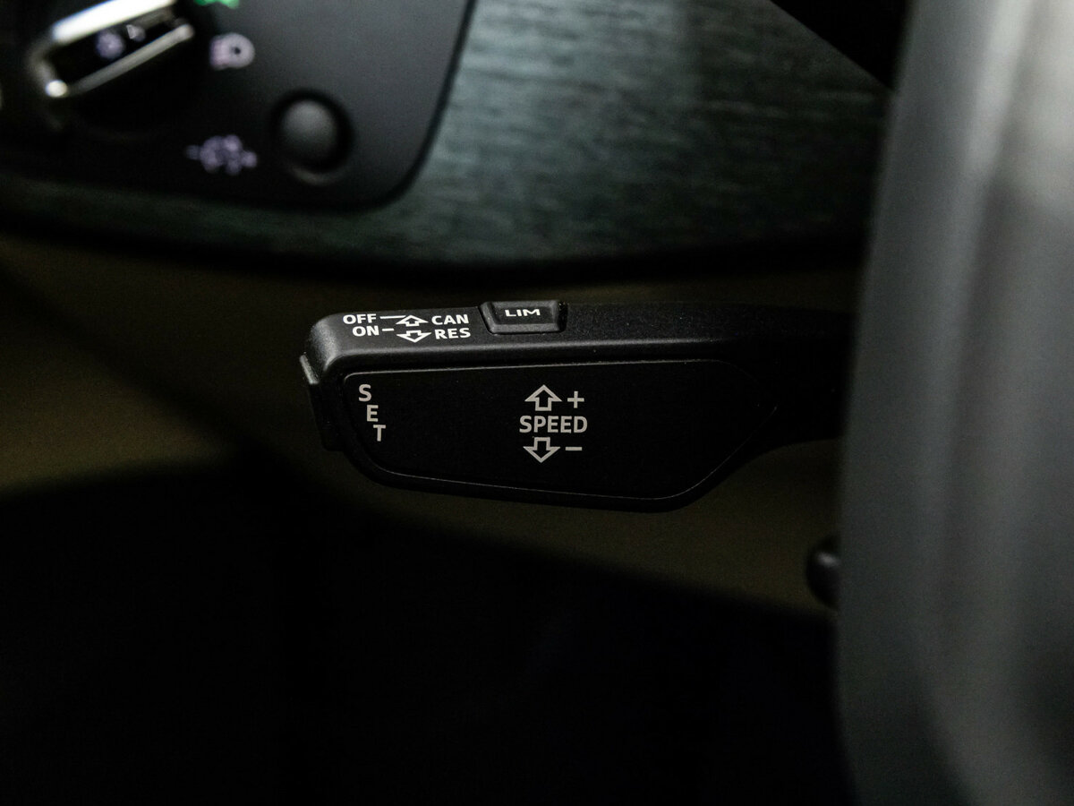 Купить Audi A4, 2017, 99 300 км.. Фото: #16