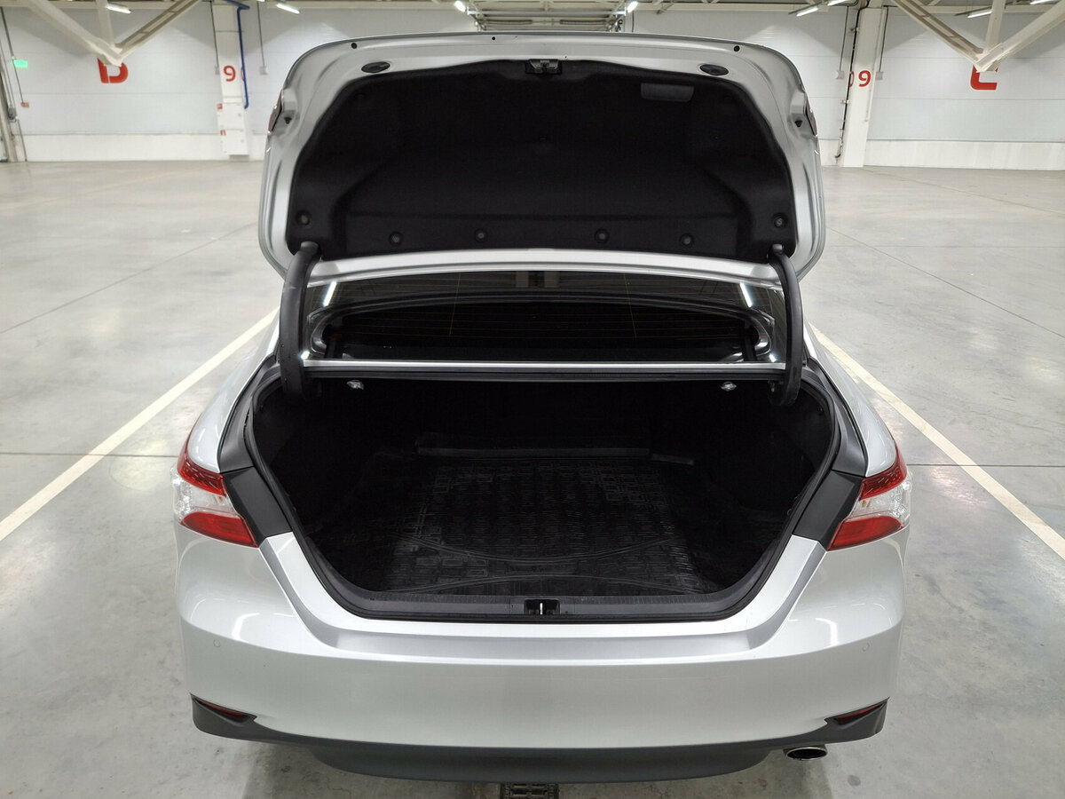 Купить Toyota Camry, 2018, 128 852 км.. Фото: #8